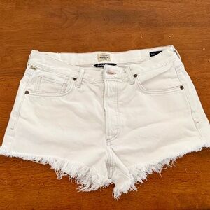 Women’s Citizens Of Humanity Cream Frayed Hem Jean Shorts